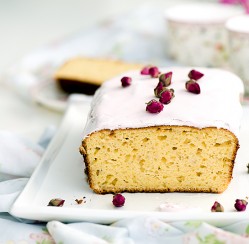 Spring sugar icing cake