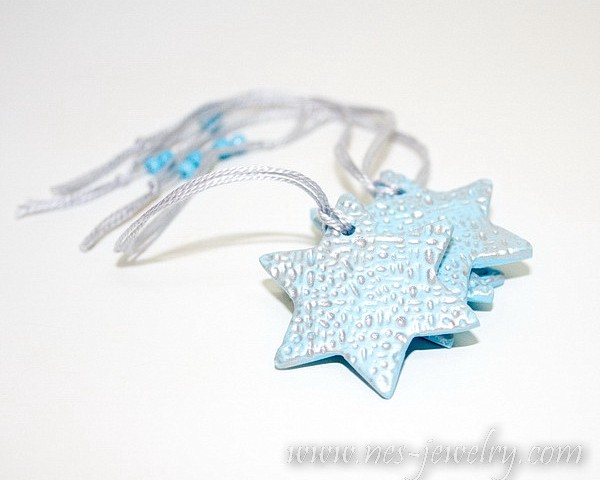 Star shaped wedding favors and place card holders