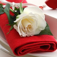Valentine’s Day table decoration ideas