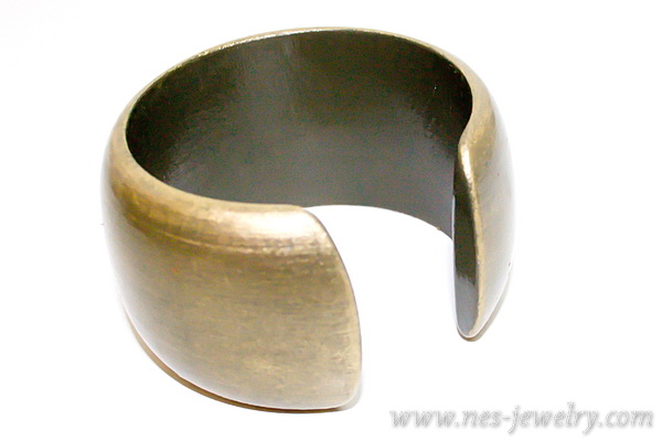 Wooden bracelet DIY olive and gold 7