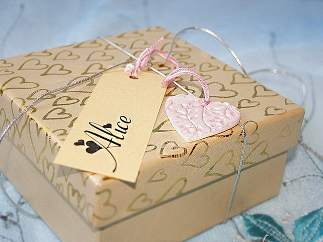 Winter holiday gift decoration
