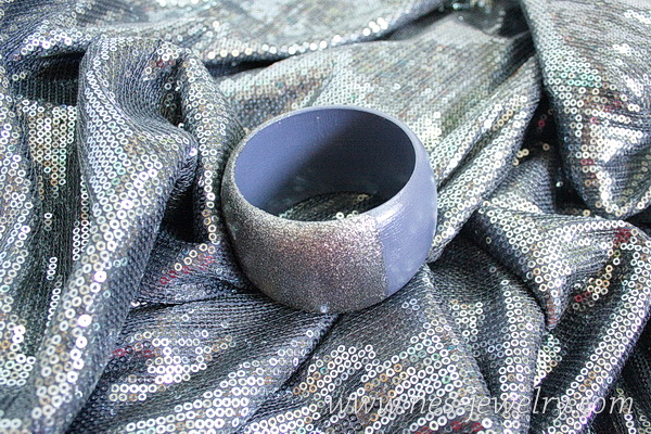 wooden-bangle-silver-sparkles-8