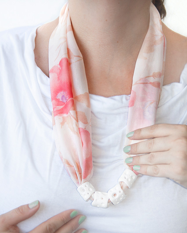 Long silk necklace pink and white 1