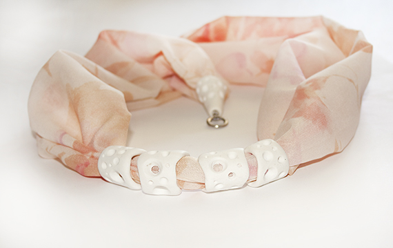 Long silk necklace pink and white 2