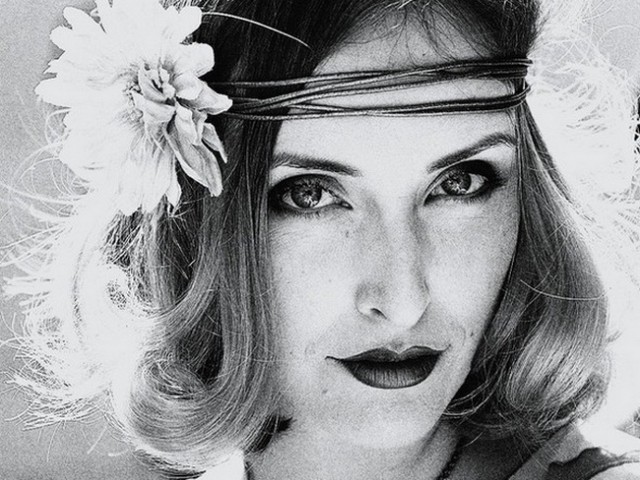 Hand made jewelry and fashion in vintage styled performance