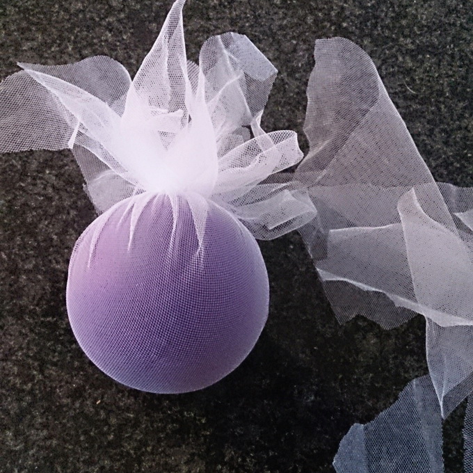Christmas decorations DIY lilac balls