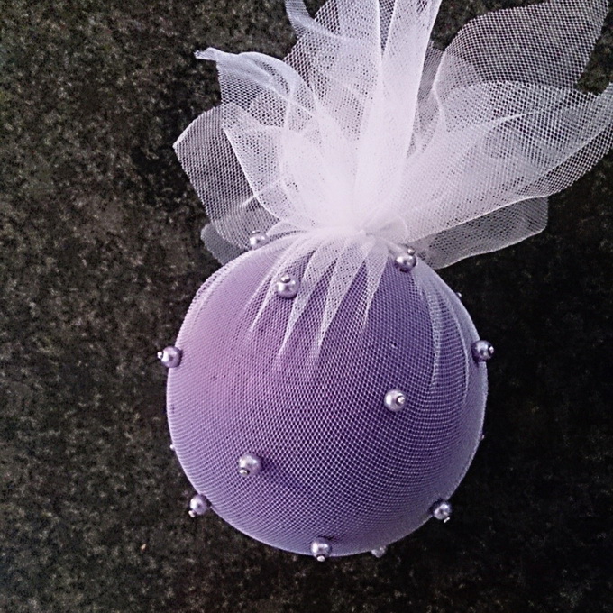 Christmas decorations DIY lilac balls